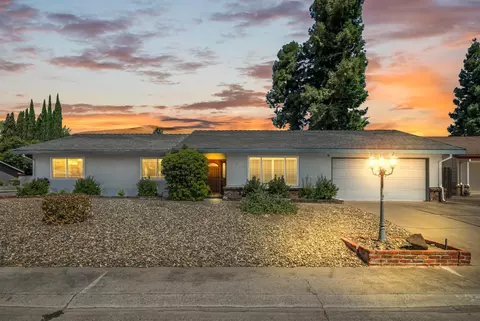 9023 El Carrilo Ct, Elk Grove, CA 95624