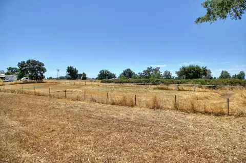 Exterior - 11384 Colony Rd, Wilton, CA 95693 photo 13 of 20