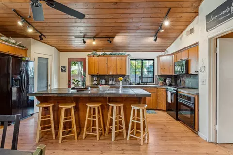 806 Barham Ct, Modesto, CA 95350 photo 7