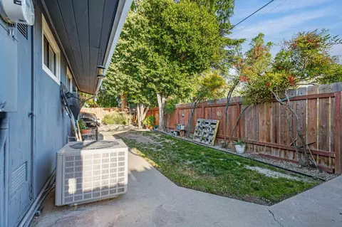 806 Barham Ct, Modesto, CA 95350 photo 27