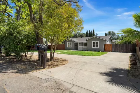 3748 California Ave, Carmichael, CA 95608 photo 2