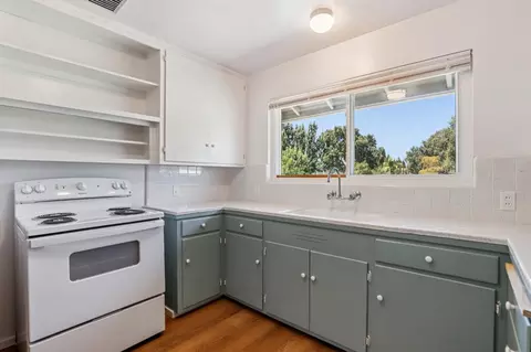 Kitchen - 5437 Robertson Ave, Carmichael, CA 95608 photo 1 of 3