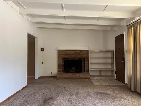 Living - 5601 Northland Rd, Manteca, CA 95336 photo 3 of 5