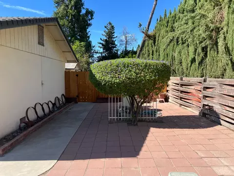 Exterior - 5601 Northland Rd, Manteca, CA 95336 photo 6 of 20