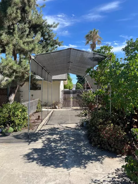 Exterior - 5601 Northland Rd, Manteca, CA 95336 photo 10 of 20
