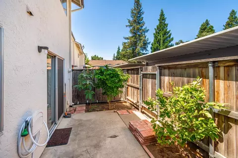 3987 Oak Villa Cir, Carmichael, CA 95608 photo 39