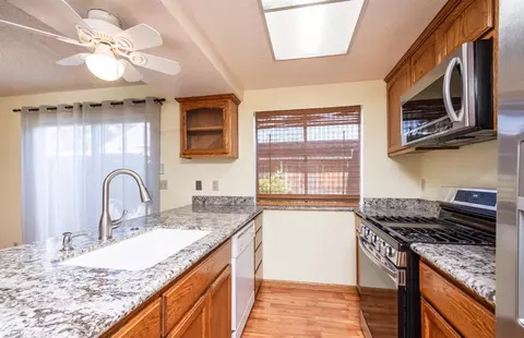 3987 Oak Villa Cir, Carmichael, CA 95608 photo 17