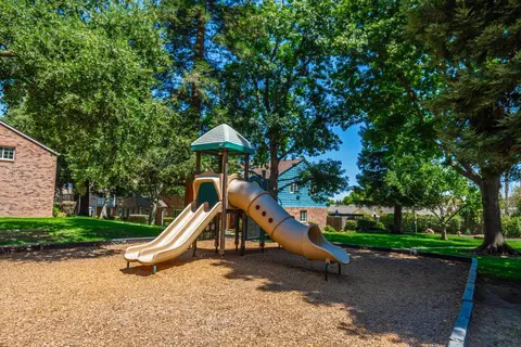 3987 Oak Villa Cir, Carmichael, CA 95608 photo 44