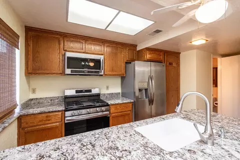 3987 Oak Villa Cir, Carmichael, CA 95608 photo 15
