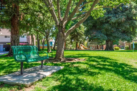 3987 Oak Villa Cir, Carmichael, CA 95608 photo 42