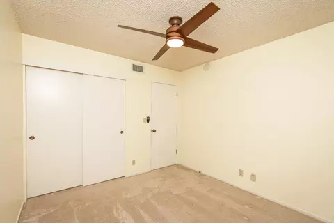 3987 Oak Villa Cir, Carmichael, CA 95608 photo 25