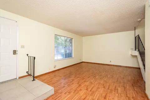 3987 Oak Villa Cir, Carmichael, CA 95608 photo 5