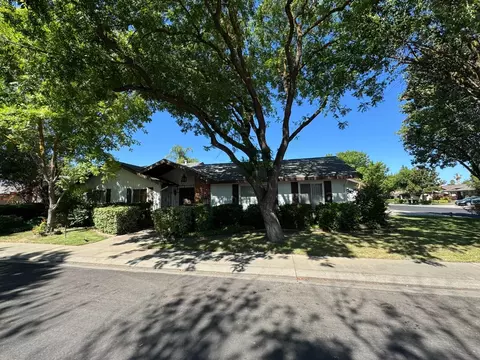 1225 Romano Way, Modesto, CA 95355 photo 1
