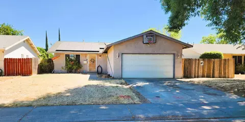 6506 Maywood Ln, Stockton, CA 95207