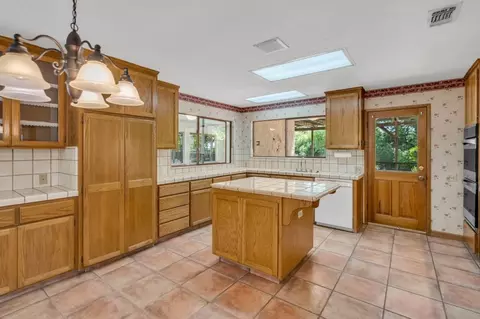 Kitchen - 12217 Keating Rd, Wilton, CA 95693 photo 1 of 9