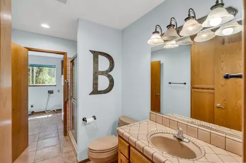 Bath - 12217 Keating Rd, Wilton, CA 95693 photo 4 of 8