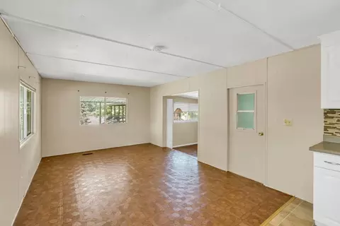 Living - 12217 Keating Rd, Wilton, CA 95693 photo 4 of 7