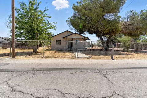 21186 S Valentine Ave, Riverdale, CA 93656