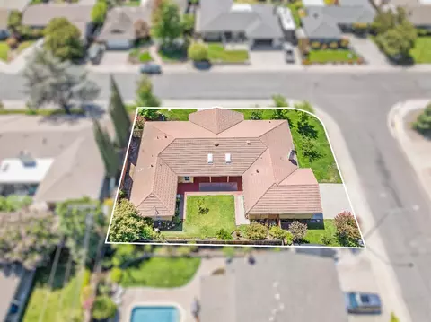 View/Area - 2021 Cabrillo Cir, Lodi, CA 95242 photo 3 of 5
