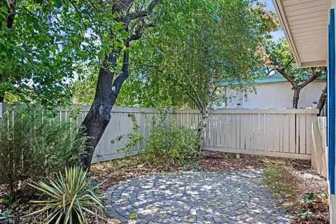 909 Craig Pl, Davis, CA 95616 photo 4
