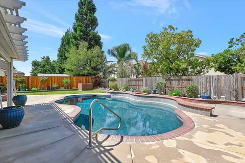 2040 Maverick Dr, Plumas Lake, CA 95961 photo 29
