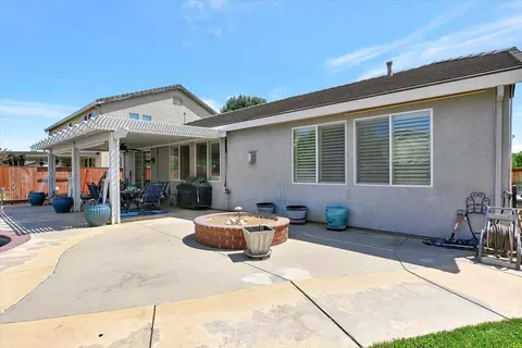 2040 Maverick Dr, Plumas Lake, CA 95961 photo 27
