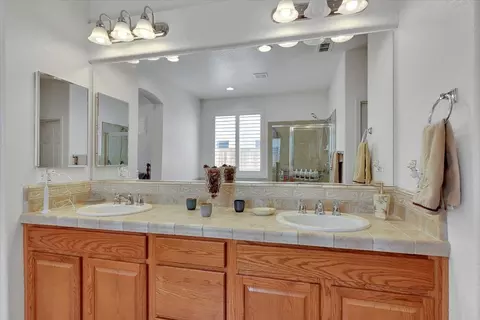 2040 Maverick Dr, Plumas Lake, CA 95961 photo 20