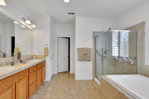 2040 Maverick Dr, Plumas Lake, CA 95961 photo 18