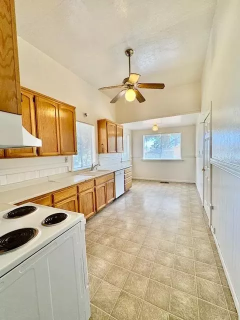 38 S Lincoln, Colfax, CA 95713 photo 3