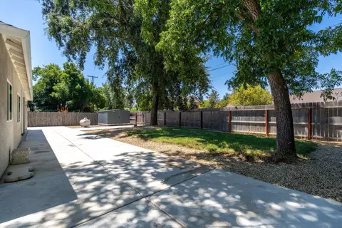 Exterior - 245 N Ventura, Willows, CA 95988 photo 10 of 12