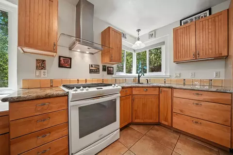 Kitchen - 10201 Argonaut Dr, Jackson, CA 95642 photo 3 of 6