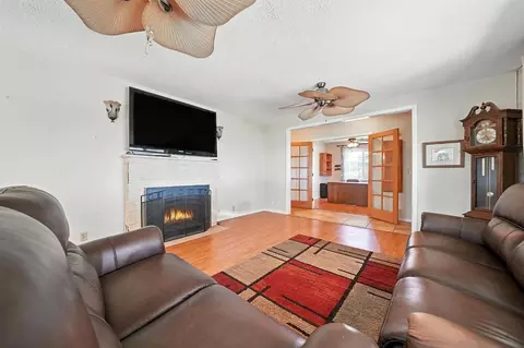 Living - 10201 Argonaut Dr, Jackson, CA 95642 photo 2 of 4
