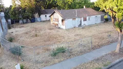 101 Fairview Ave, Modesto, CA 95354 photo 3