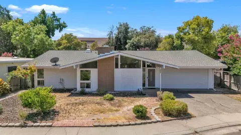 4147 Scranton Cir, Carmichael, CA 95608 photo 1