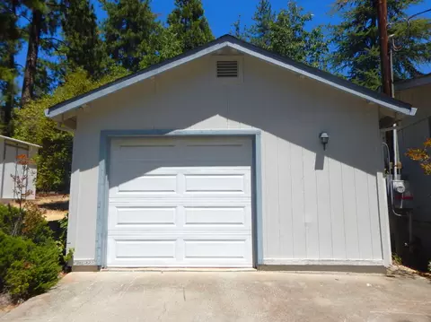 18635 Douglas, Applegate, CA 95703 photo 36