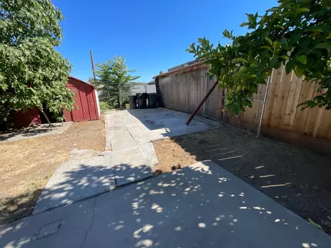 941 E St, Oakdale, CA 95361 photo 31