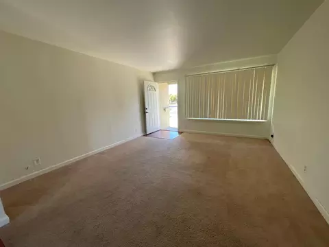 941 E St, Oakdale, CA 95361 photo 6