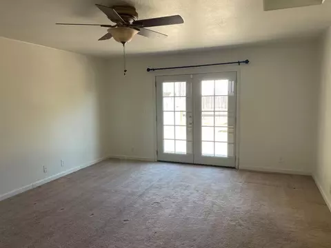 941 E St, Oakdale, CA 95361 photo 23