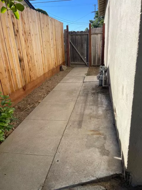 941 E St, Oakdale, CA 95361 photo 32