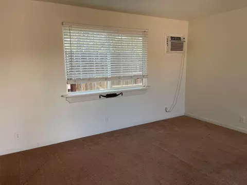 941 E St, Oakdale, CA 95361 photo 7