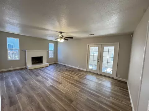 1318 Carver Rd, Modesto, CA 95350 photo 4