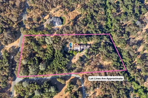 View/Area - 17867 Brewer Rd, Grass Valley, CA 95949 photo 3 of 12