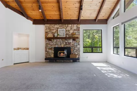 Living - 17867 Brewer Rd, Grass Valley, CA 95949 photo 5 of 9