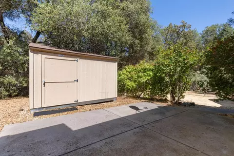 Exterior - 17867 Brewer Rd, Grass Valley, CA 95949 photo 18 of 29