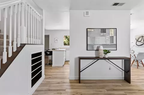 Entry Way - 1575 Bondy Ln, Tracy, CA 95376 photo 2 of 3