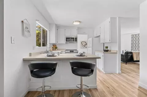 Kitchen - 1575 Bondy Ln, Tracy, CA 95376 photo 4 of 5