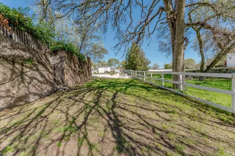 Exterior - 3541 Val Verde Rd, Loomis, CA 95650 photo 26 of 32
