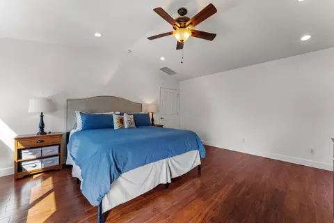 Bedroom - 3541 Val Verde Rd, Loomis, CA 95650 photo 4 of 8
