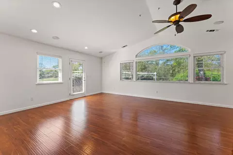 Living - 3541 Val Verde Rd, Loomis, CA 95650 photo 4 of 8