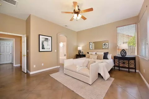 Bedroom - 718 Hunter Pl, Folsom, CA 95630 photo 2 of 7